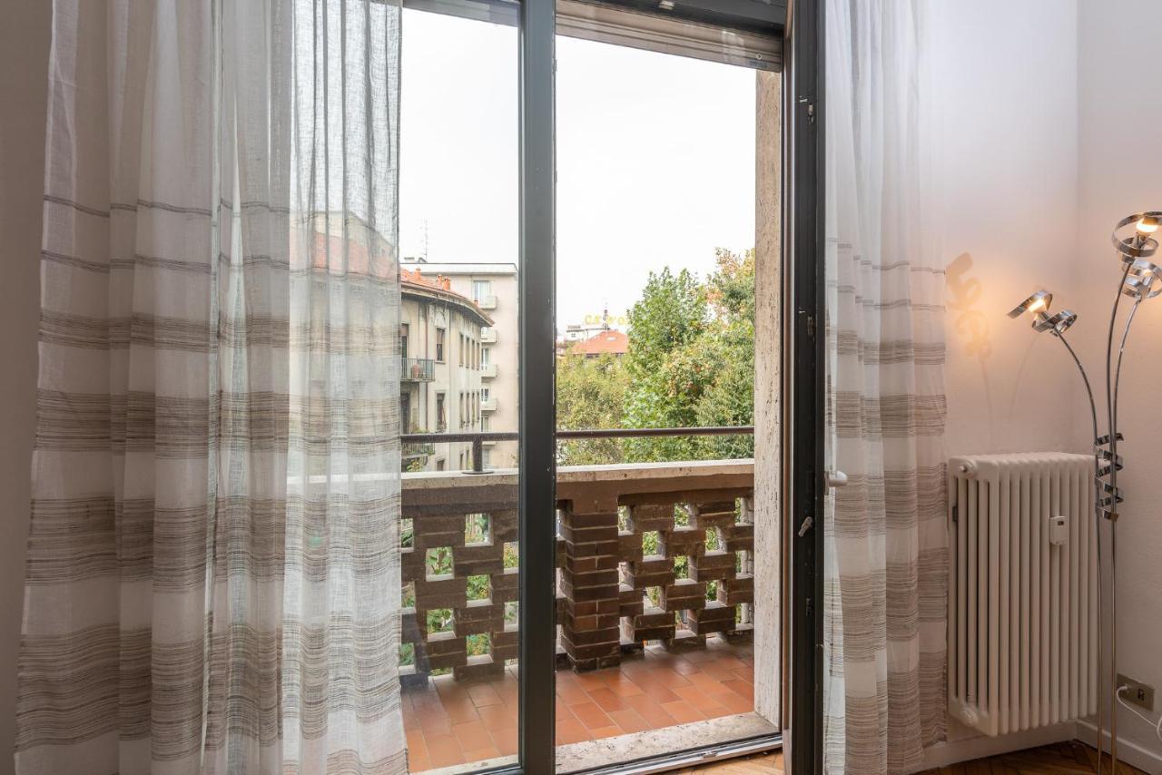 Vittoria 1 Apartment Milan Bagian luar foto